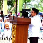 Bupati melepas calon jamaah haji Kabupaten Buru